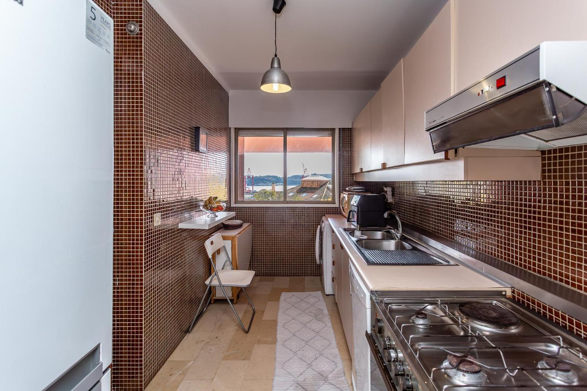 Apartment 1 *