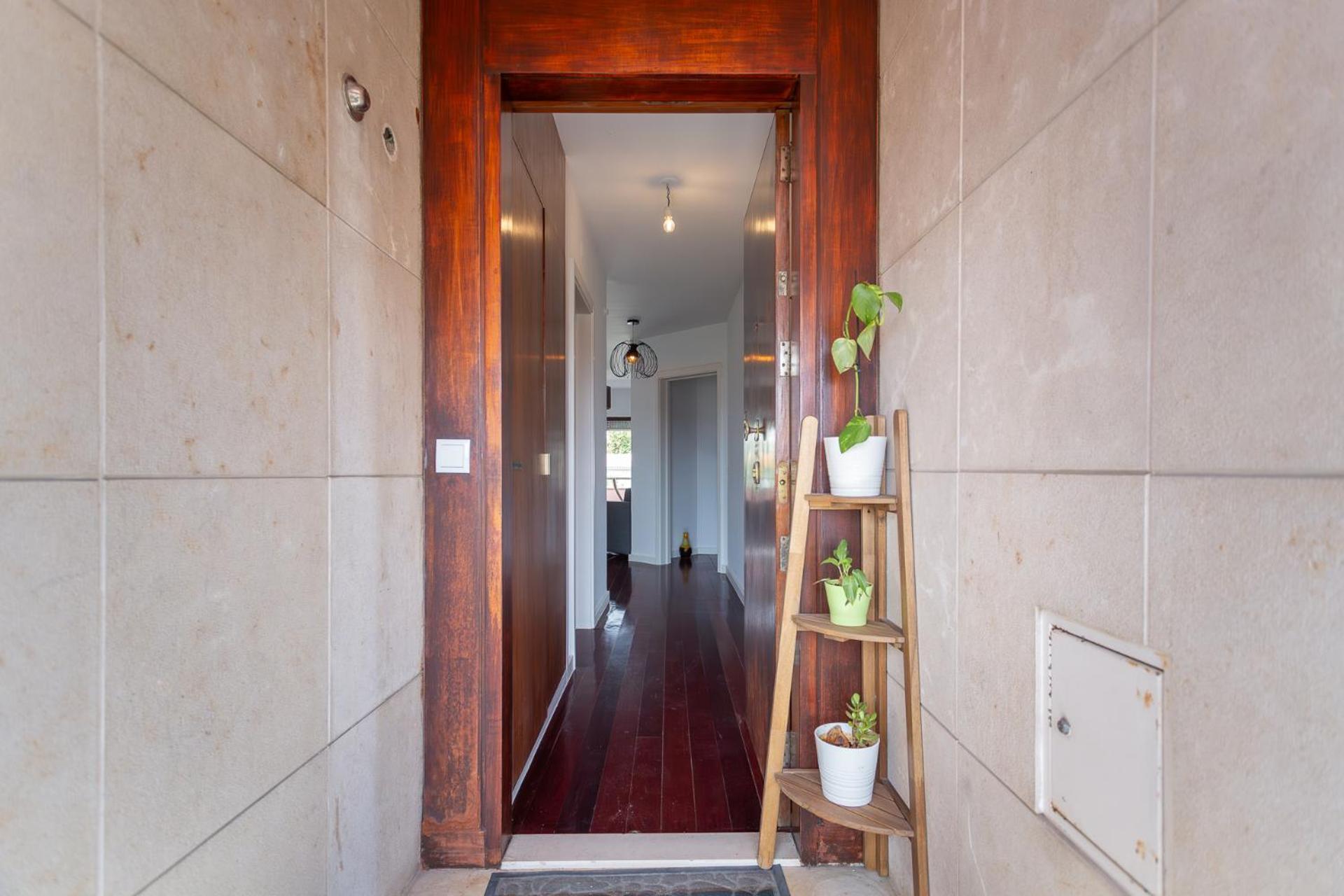 1 Apartment