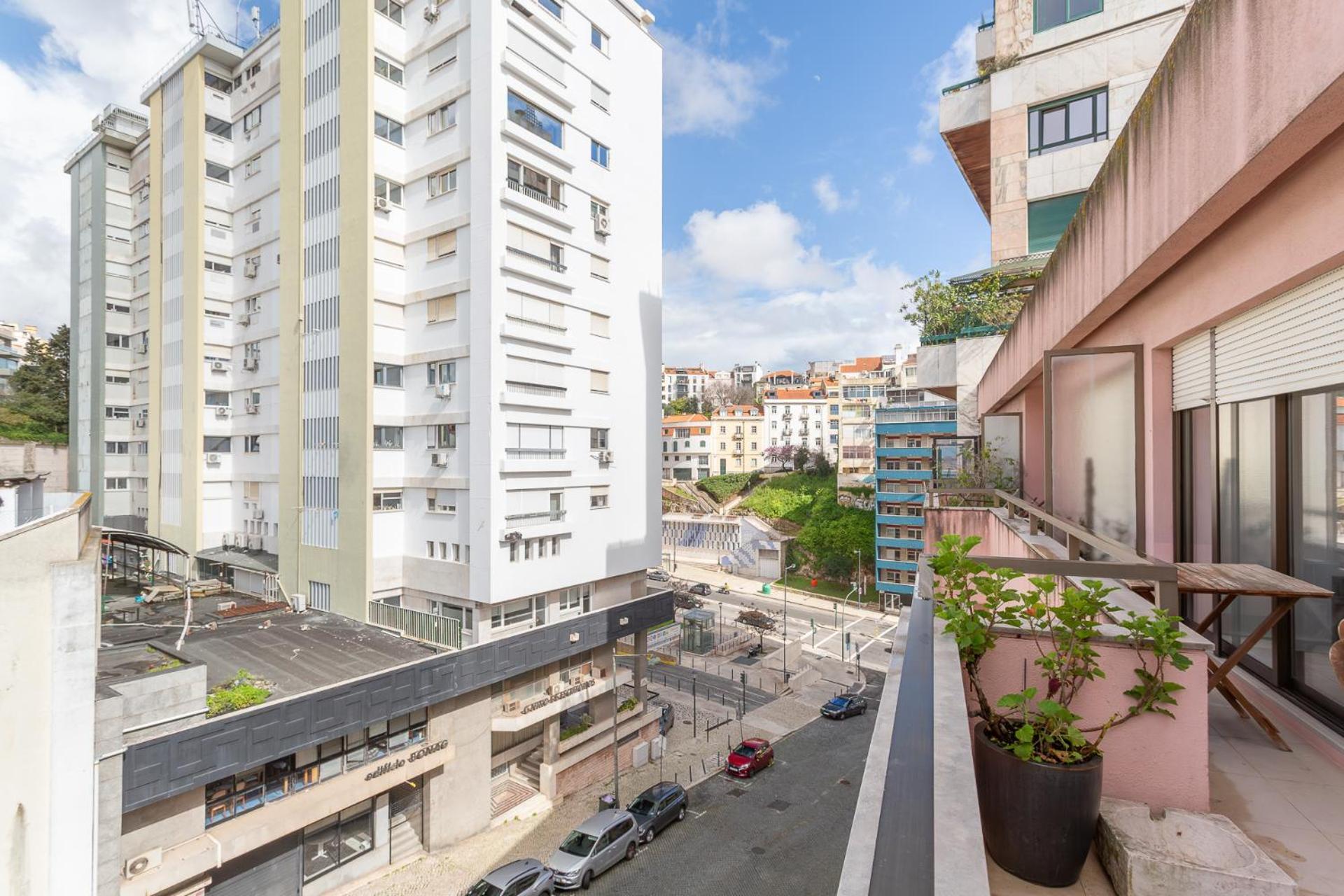 1 Apartment