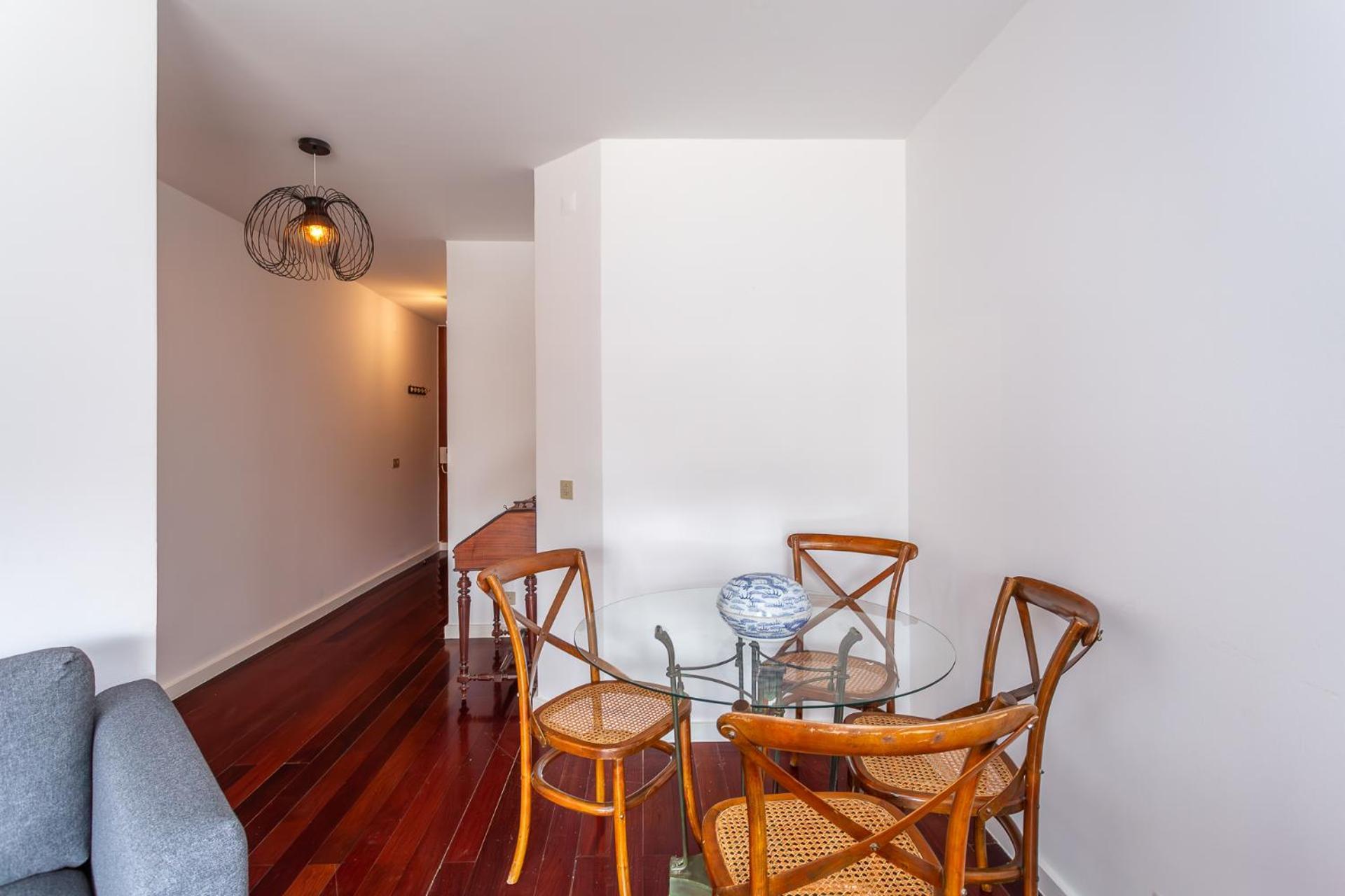 Apartment 1 *